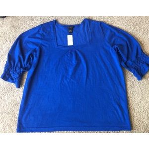 NWT Woman’s lane Bryant s/s sweater royal blue